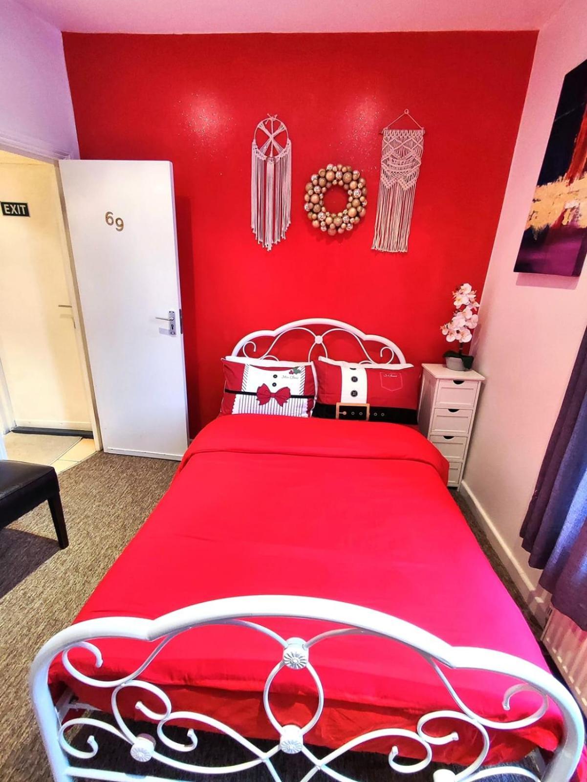 Double Room Lgbt London Exterior photo